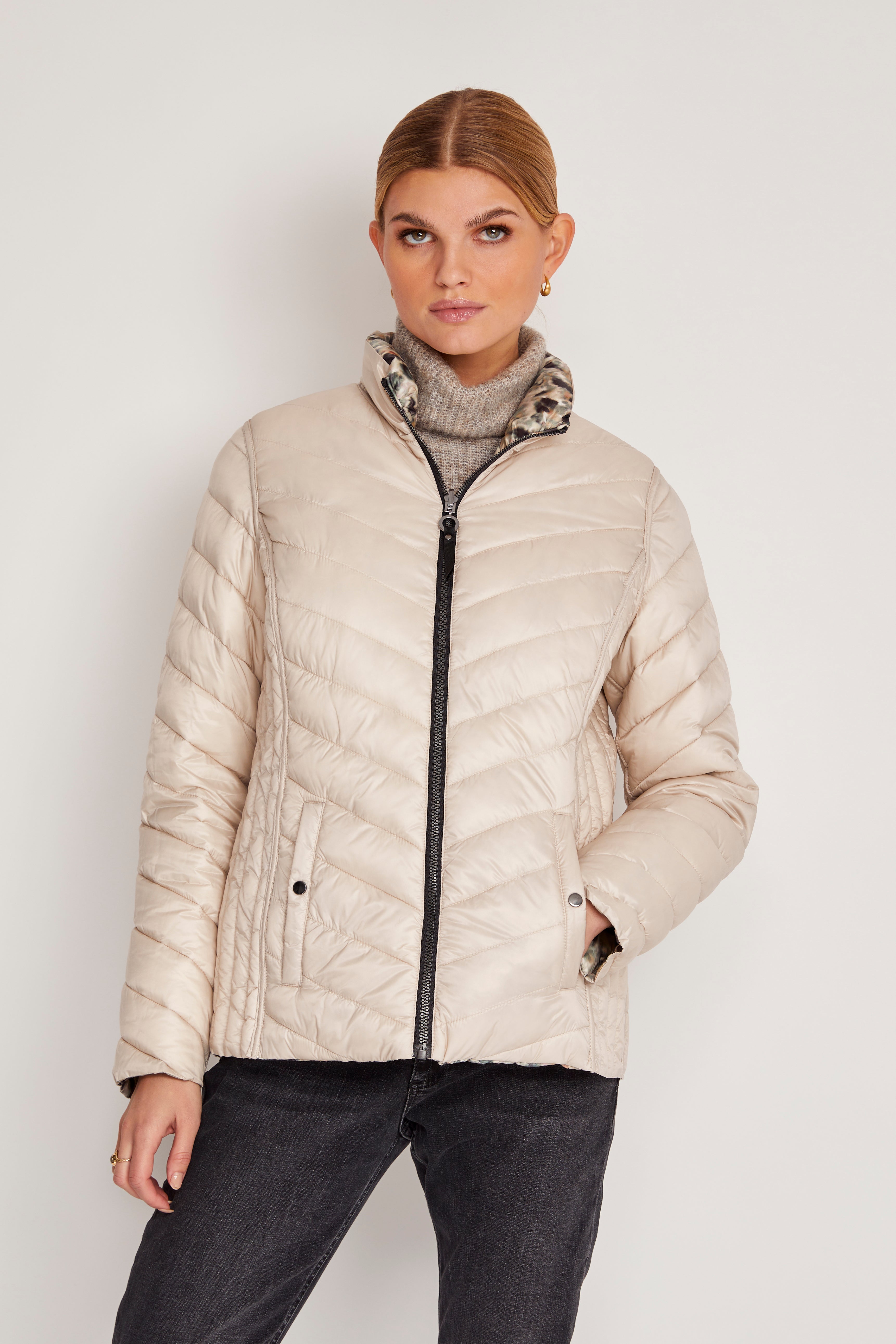 726- Frandsen Reversible Down Jacket- Champagne