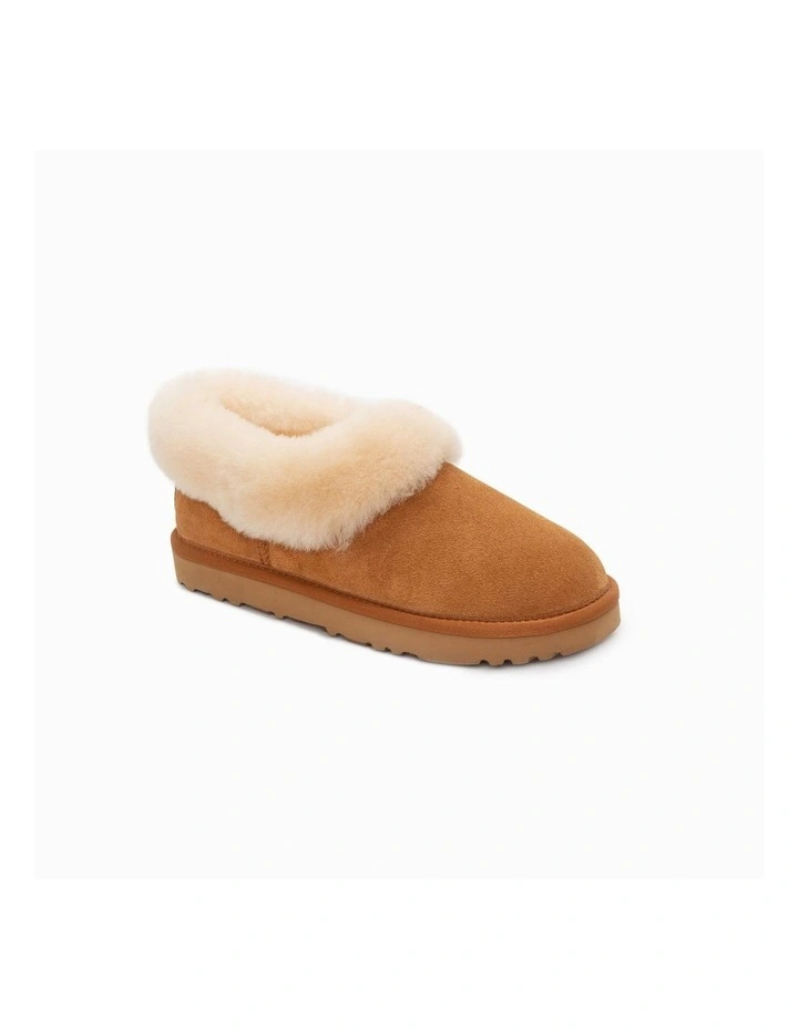 Avery Unisex Premium Sheepskin Suede  Slippers in Chestnut