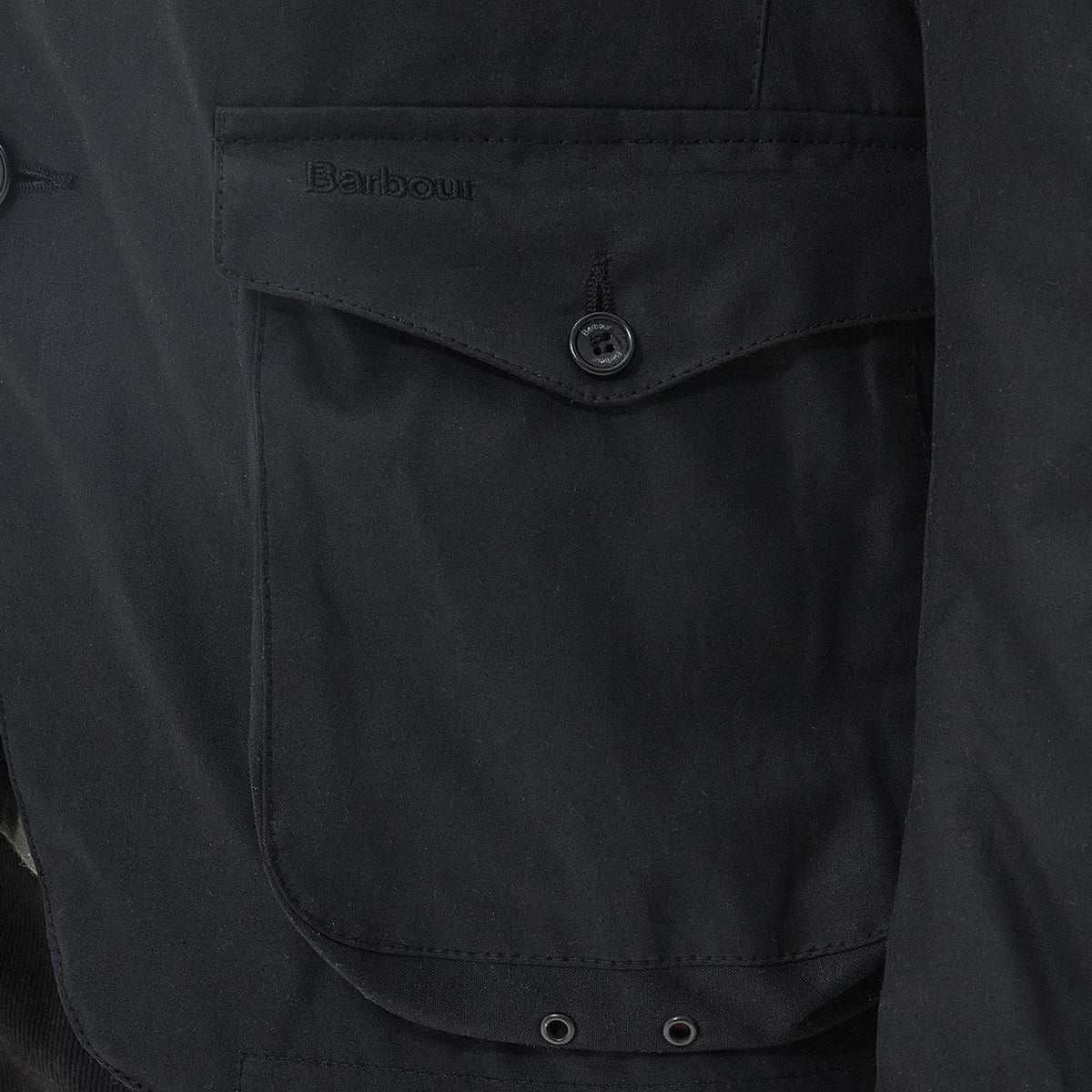 Barbour - Beacon Sports Wax Jacket in Black