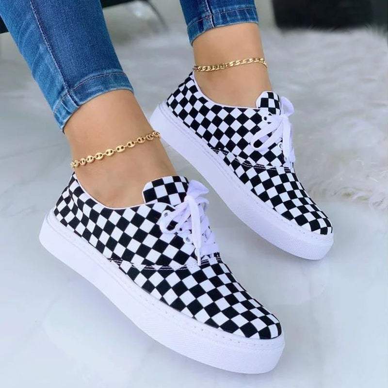 Color-Blocking Lace-up Flat Sneakers