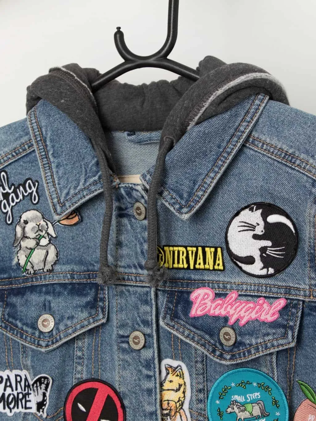 Customised Hollister hooded denim jacket with amazing patches – Small