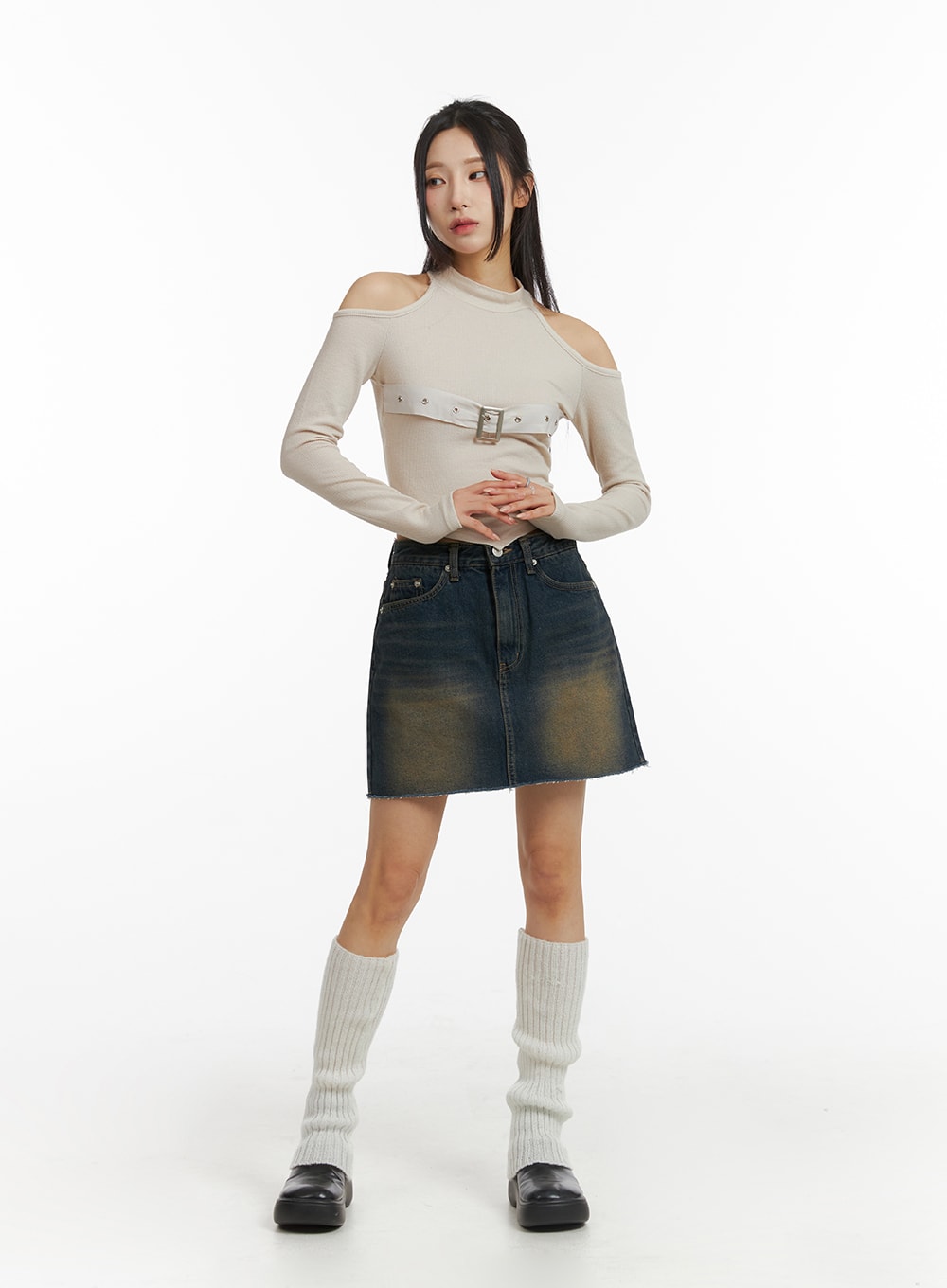 Cut-Out Turtle Neck Belt Crop Top CJ416