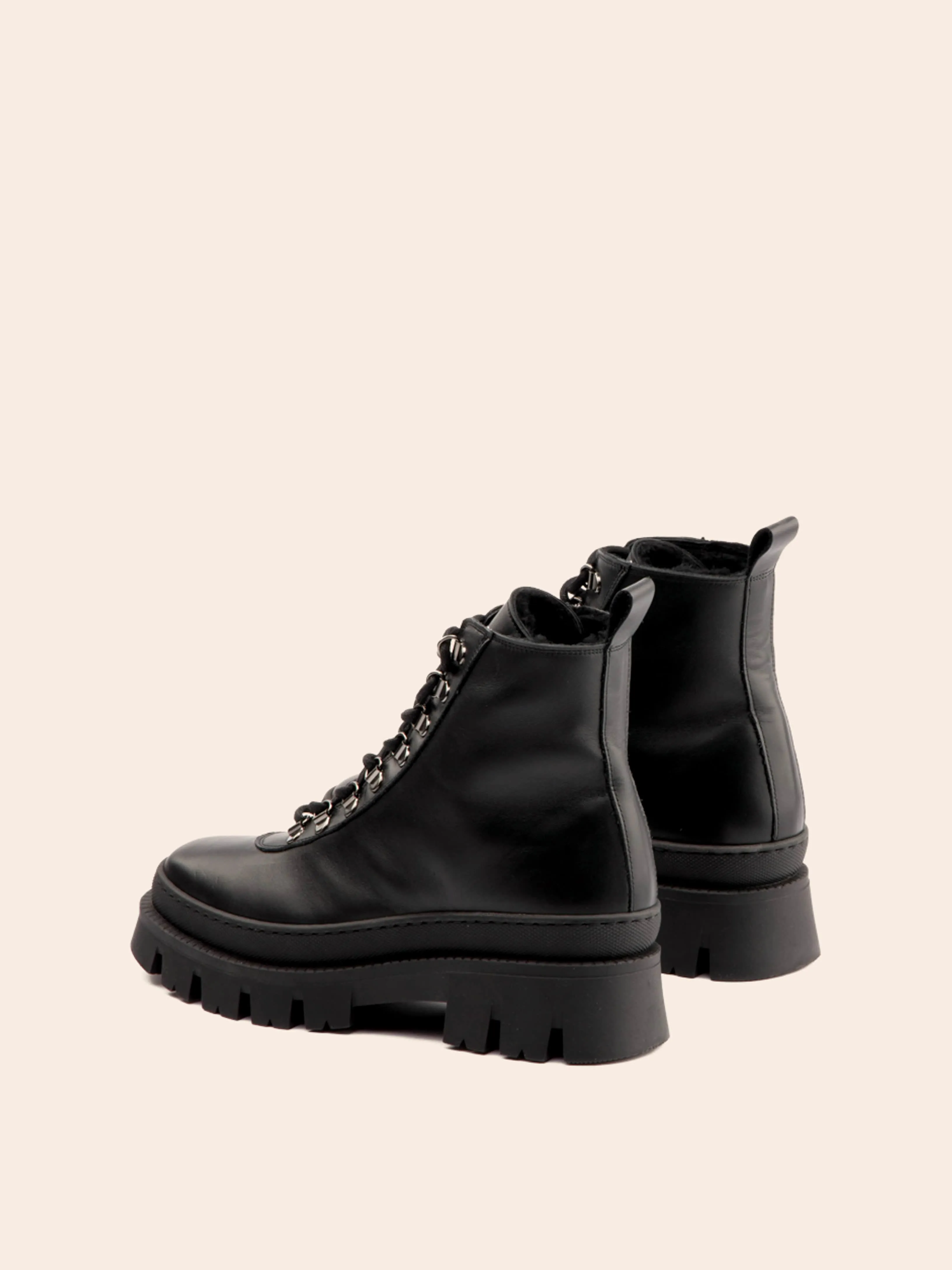 Imperfect Bormio Black Winter Boot - Old version