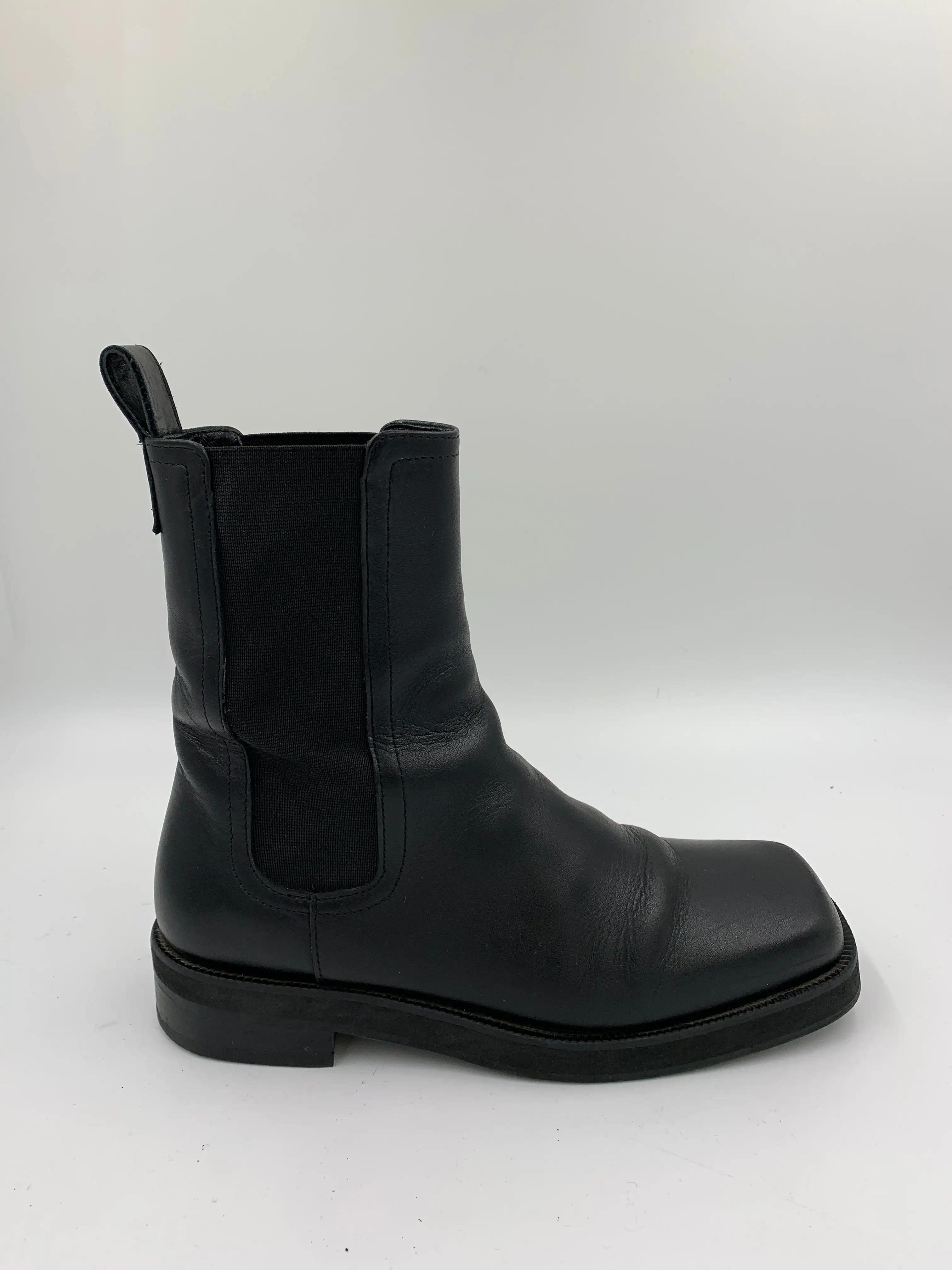 Second Hand Mora Black Boot