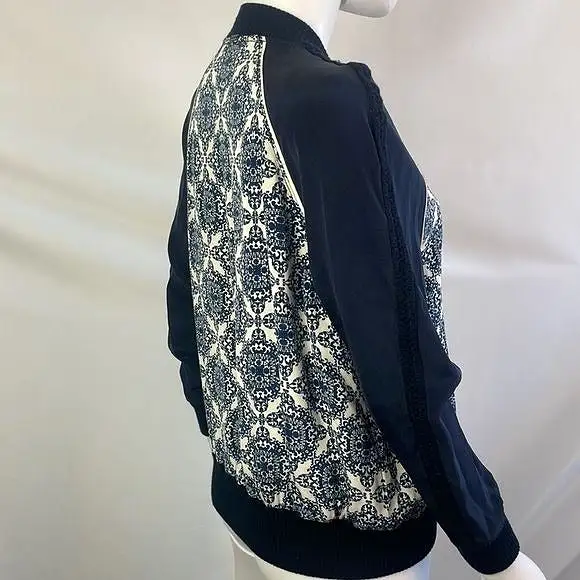 StJohn Blue Print Silk Zip Jacket