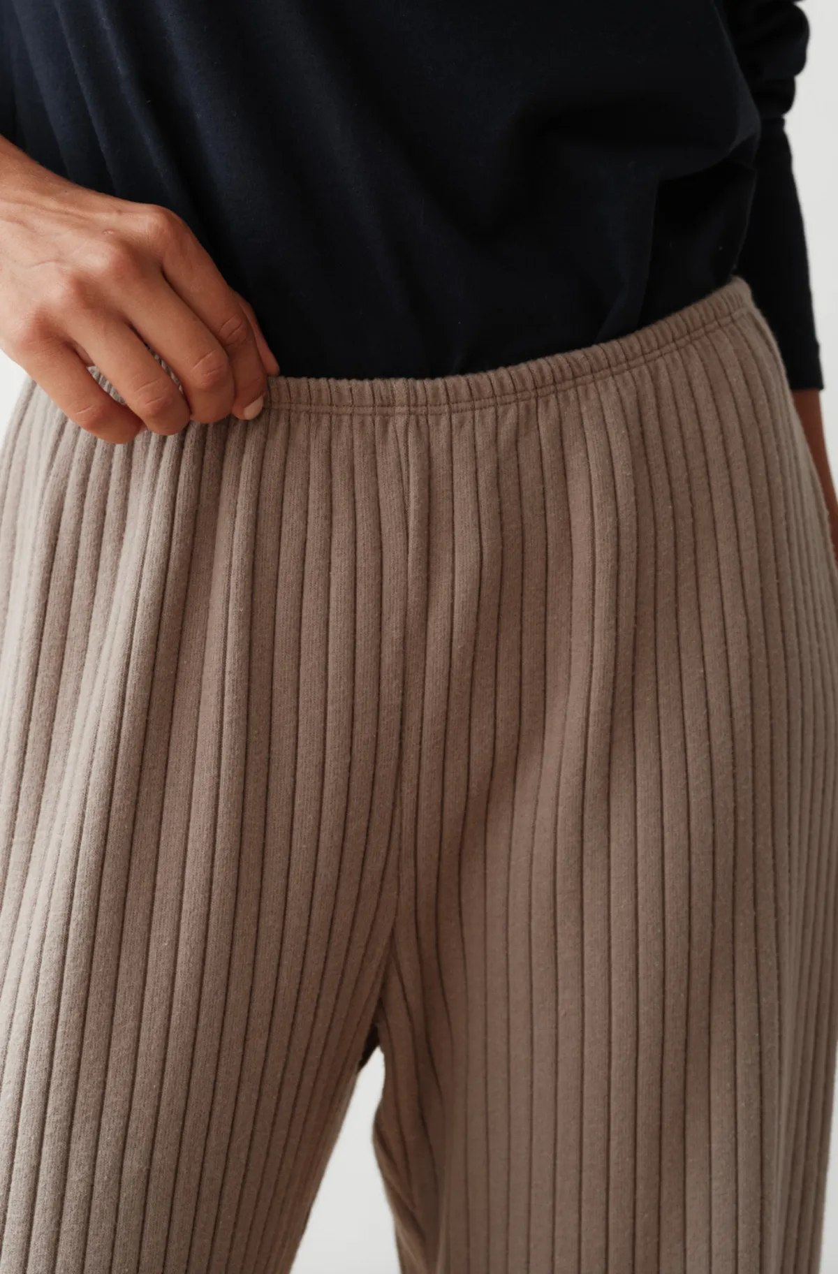 The Sweater Rib Simple Pant - Mushroom